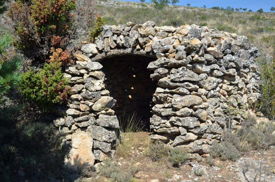 Hostal Restaurante San Millan オリウェラ・デル・トレメダル エクステリア 写真